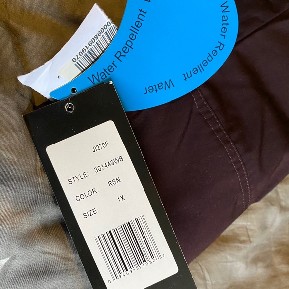 Beautiful, warm winter coat - Picture 5 of 6